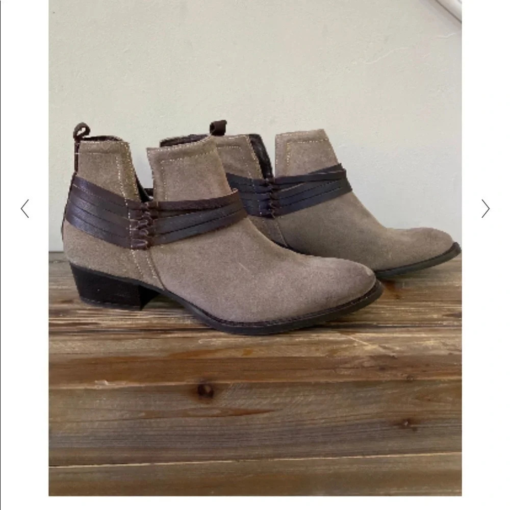 Diba Skiler Dust Brown Suede Leather Ankle Boots